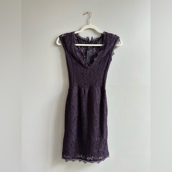 Aritzia Babaton Purple Lace Dress - XS - Picture 2 of 6